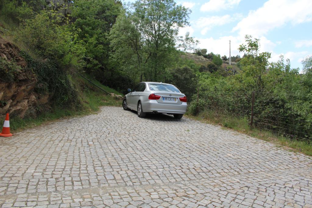 Гостьовий будинок Moinho Da Ponte Velha Браганса Екстер'єр фото